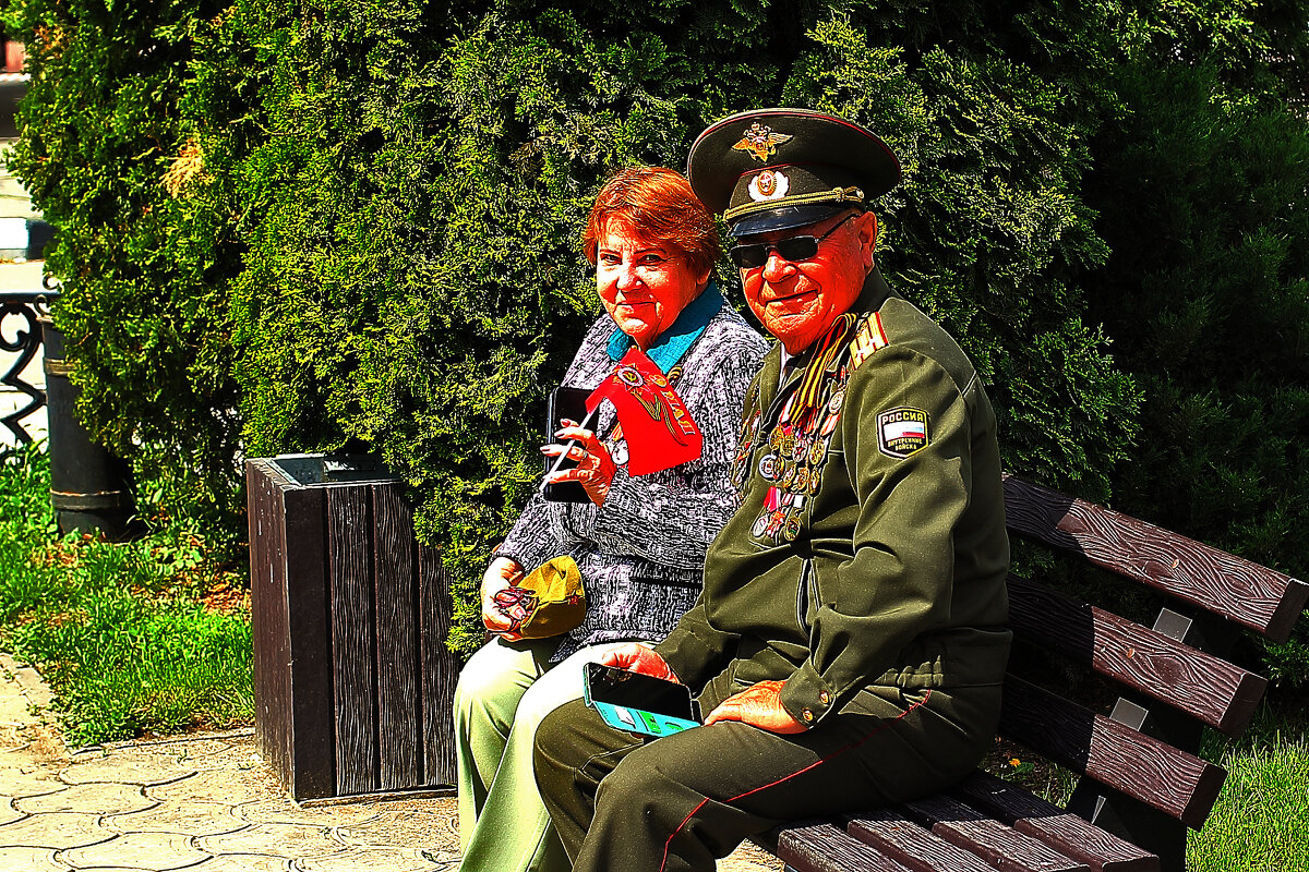 На празднике - Юрий Гайворонскiий На празднике - Юрий Гайворонскiий
