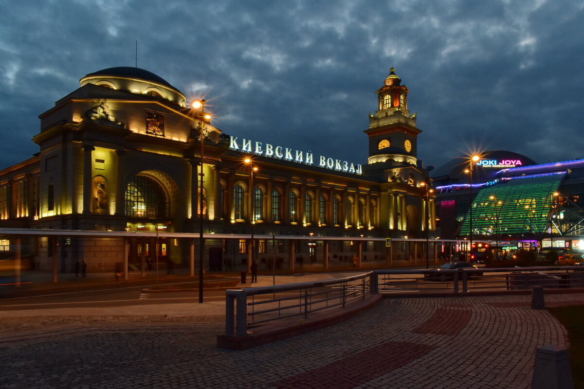 Вечерний Киевскиий - Роман Пацкевич
