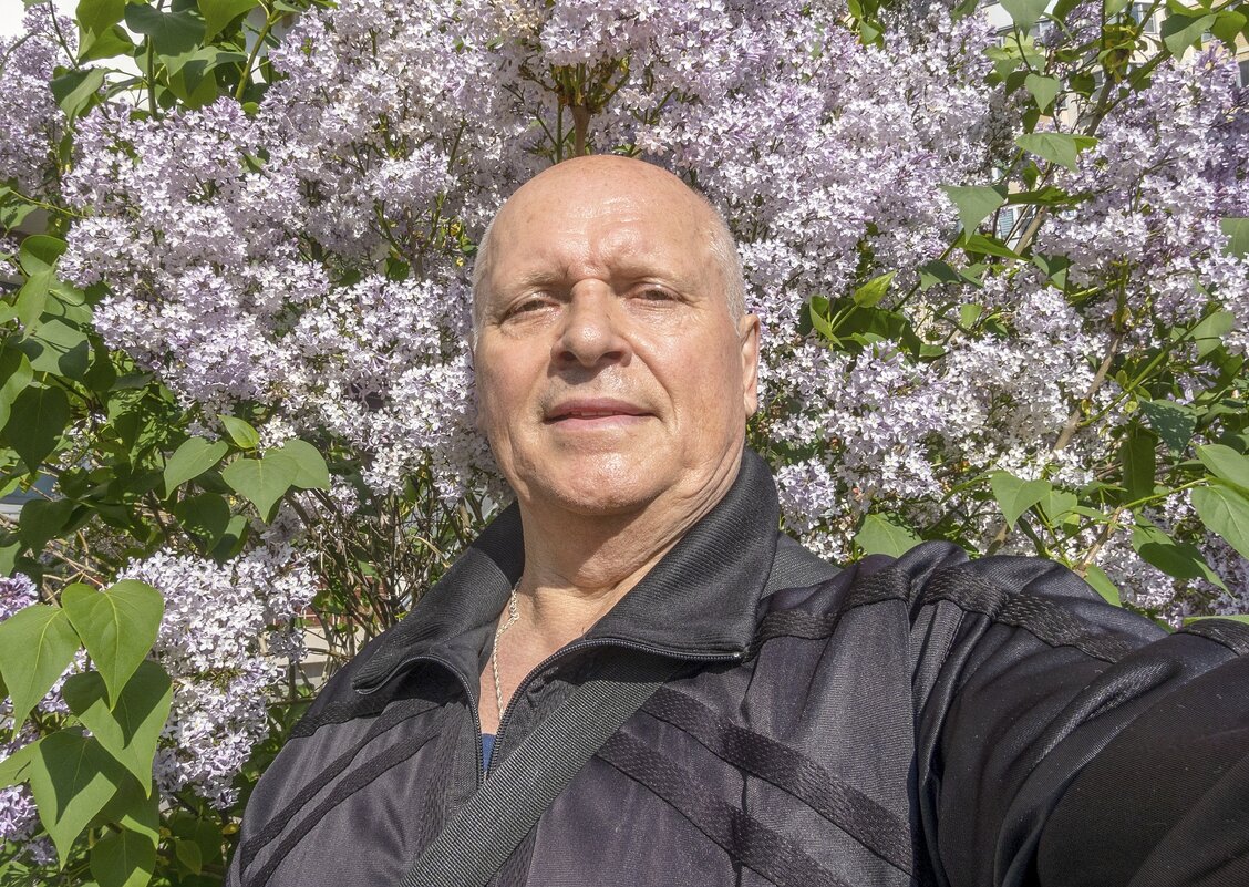 Селфи у сирени - Валерий Иванович Селфи у сирени - Валерий Иванович