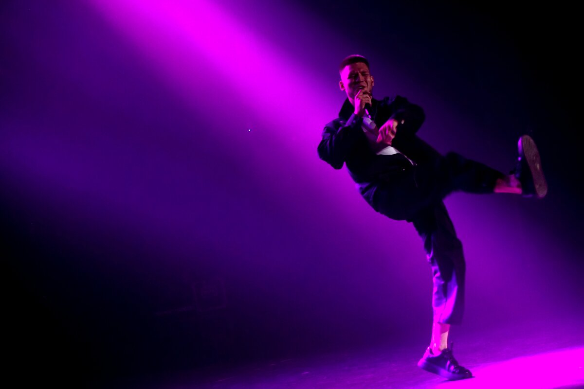 ультрафиолет - Дмитрий Потапов