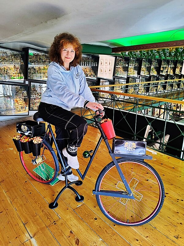 ВЕЛОСИПЕД   БЕЗ   ПЕДАЛЕЙ - Анатолий Малобродский