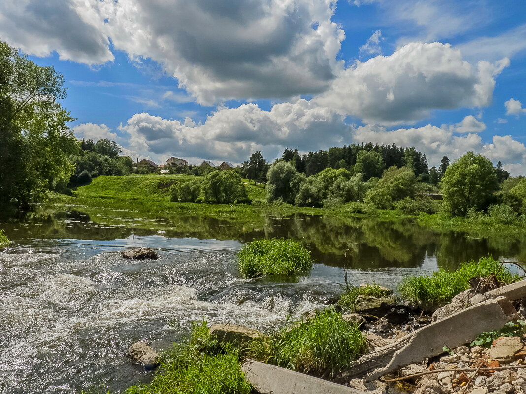 И мимо проплывали облака... - Наталья Rosenwasser И мимо проплывали облака... - Наталья Rosenwasser