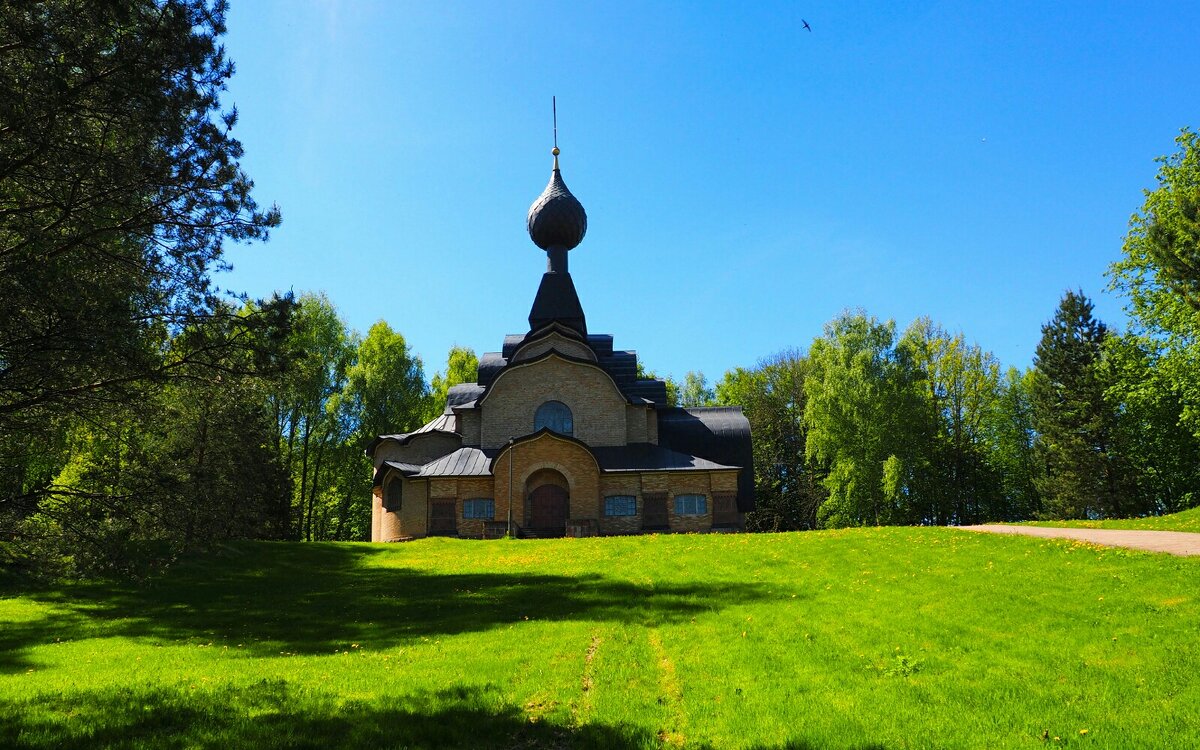 Храм - усыпальница - Милешкин Владимир Алексеевич 