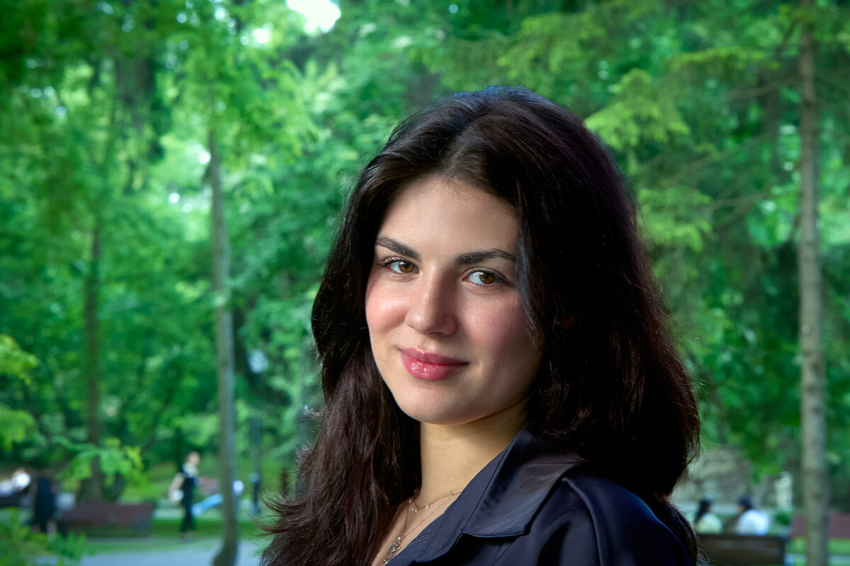 ... - Олег Стасенко