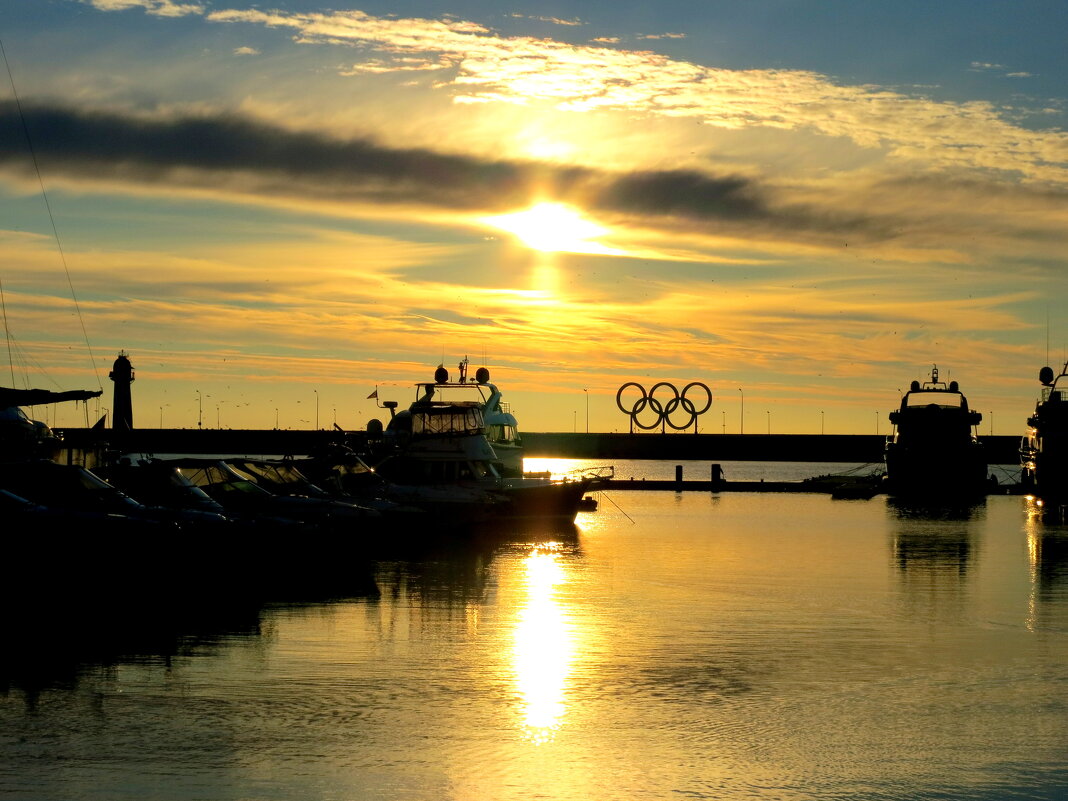 В порту на закате - Валерий 