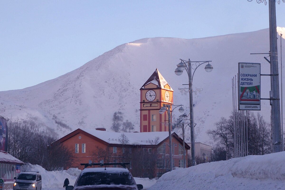 Часы на башне - Сергей Швечков