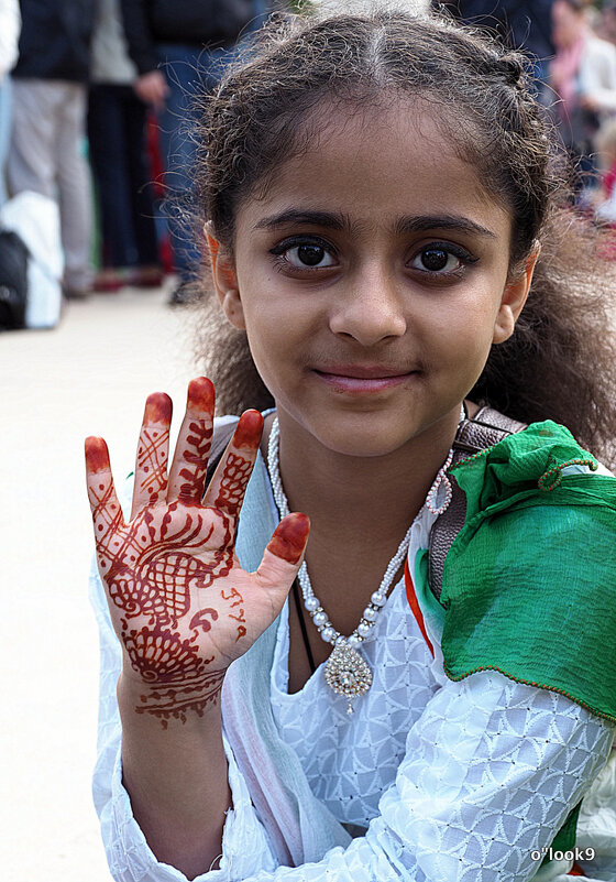 девочка из индии - Олег Лукьянов
