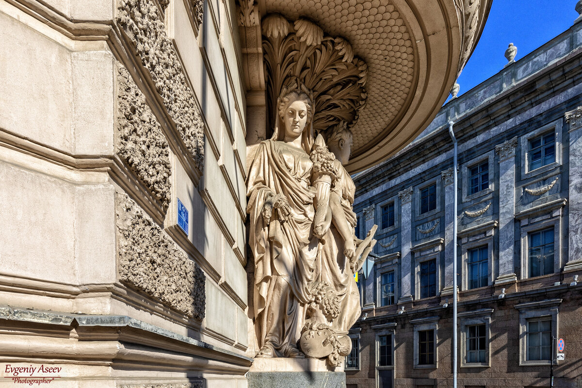 Третья ушла погулять )) - Евгений Третья ушла погулять )) - Евгений