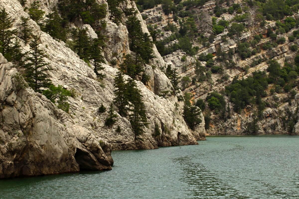 Скалистые берега - Юрий. Шмаков Скалистые берега - Юрий. Шмаков