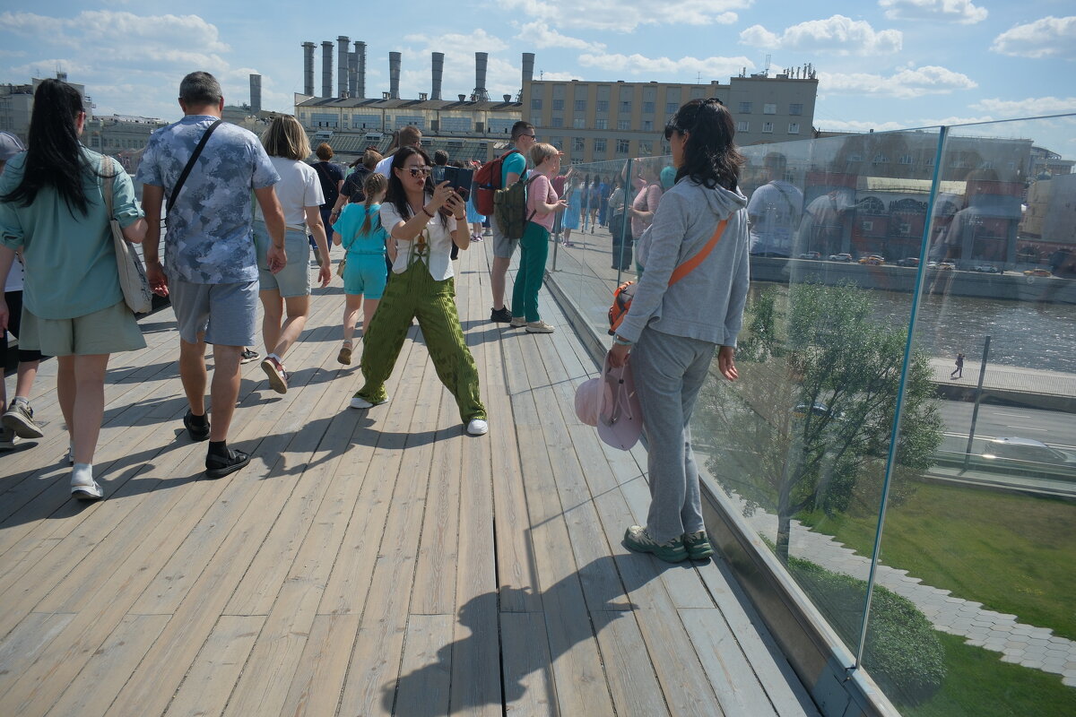 Внимание, фотограф принимает позу. - Лютый Дровосек