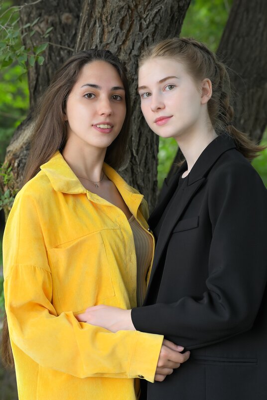 Подружки. - Андрей В.