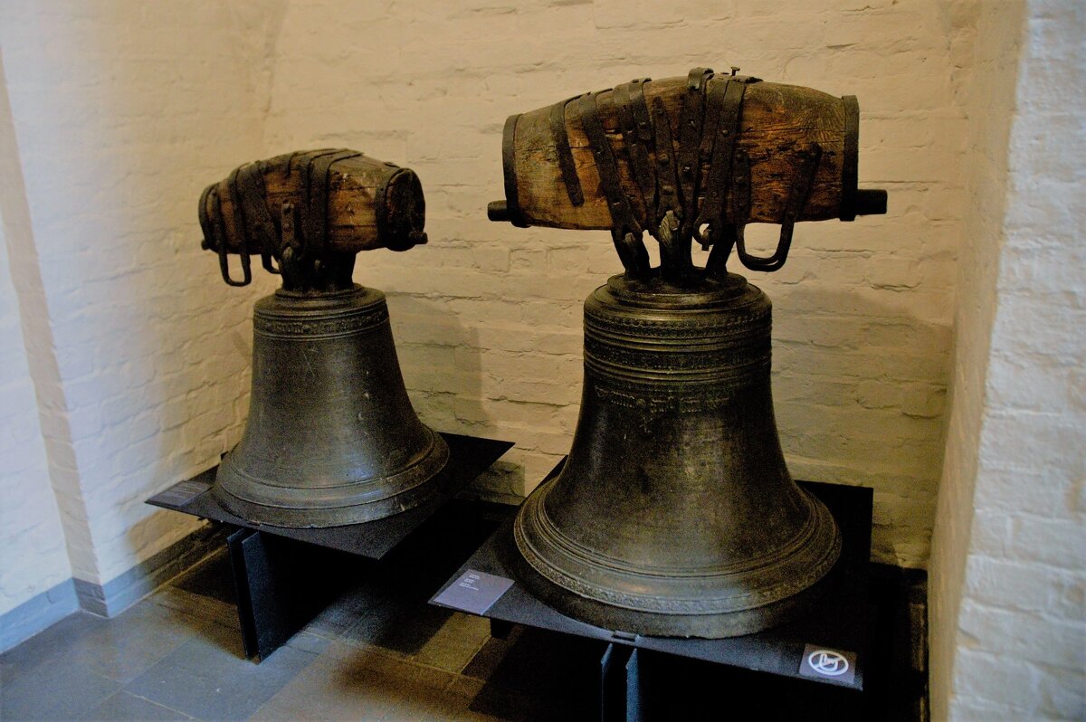 Колокола - Alexandra Sakharova