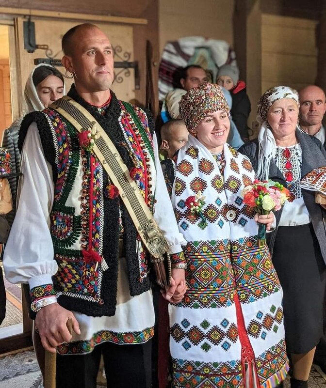 Гуцульске весілля - Степан Карачко