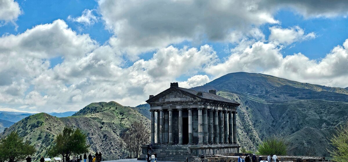 Храм Гарни́ (арм. Գառնու տաճար) - Михаил Свиденцов