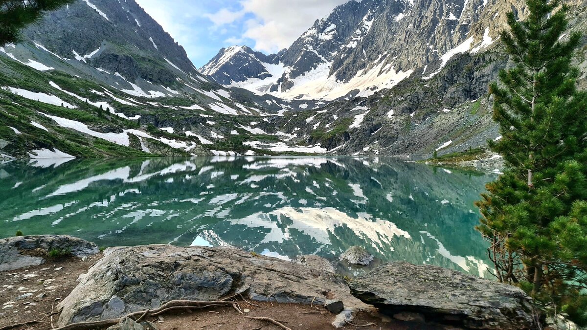 Горное озеро - Виктор Фоменко Горное озеро - Виктор Фоменко