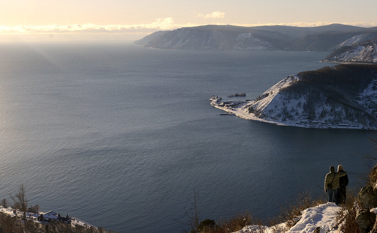 . - Алексей Неустроев