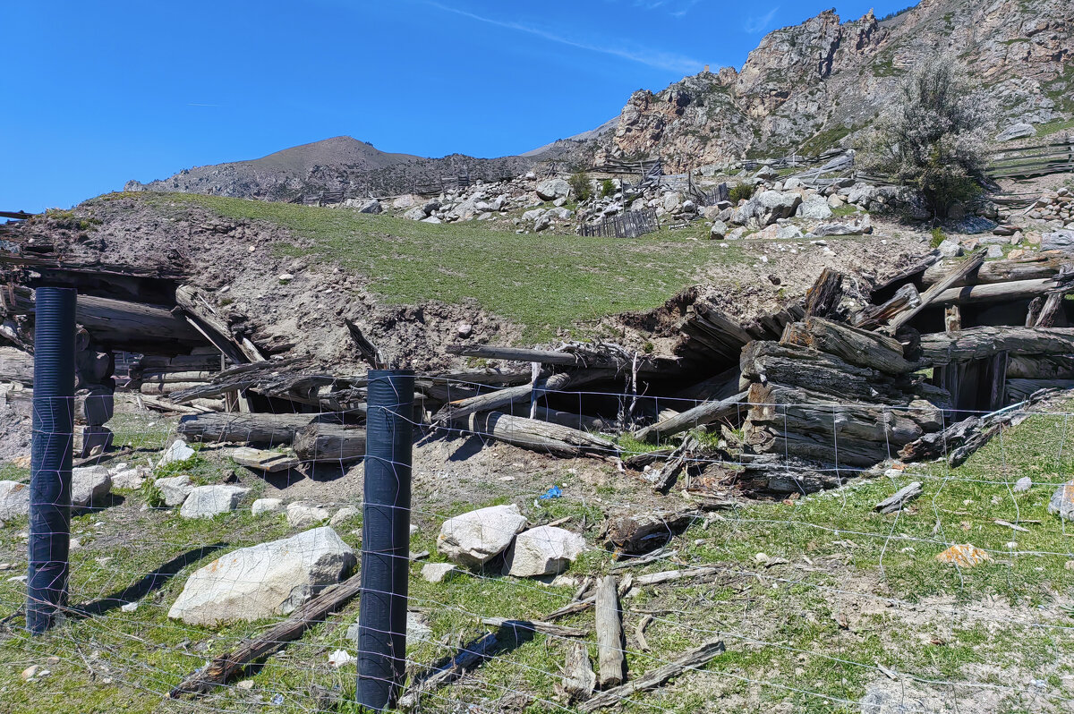 Старая карачаевская сакля....вернее что от неё осталось - Gen 