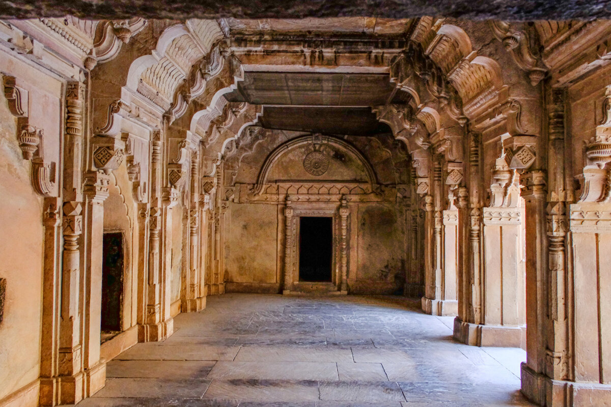 Дворец Ман Синг 1500 г. - Георгий А Дворец Ман Синг 1500 г. - Георгий А