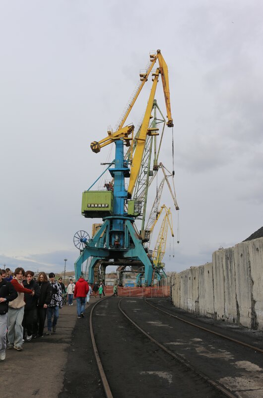 Портовые краны - Ольга Портовые краны - Ольга