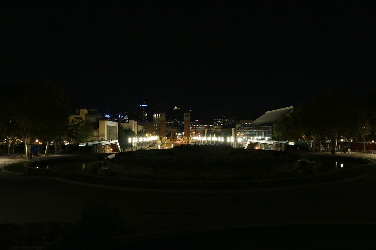 Вечерняя Барселона - Ольга Вечерняя Барселона - Ольга