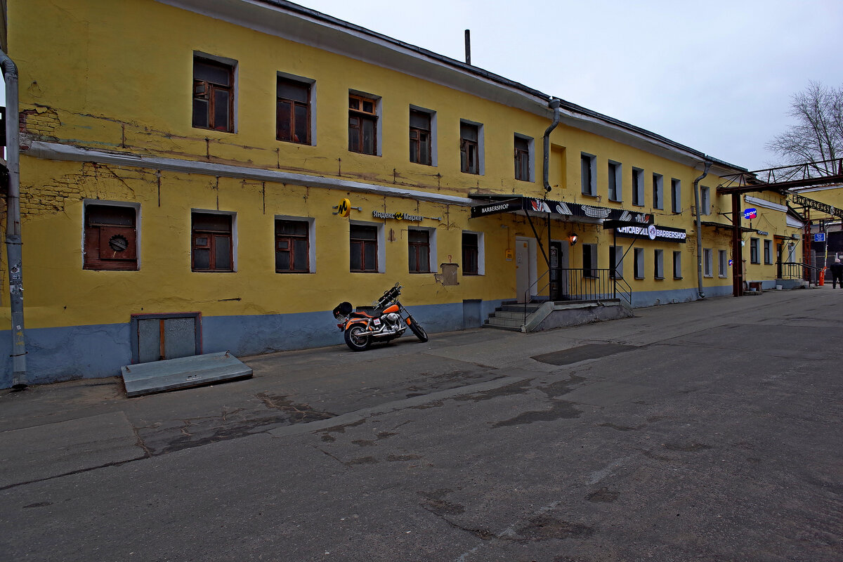 Гжельский переулок - Игорь Белоногов