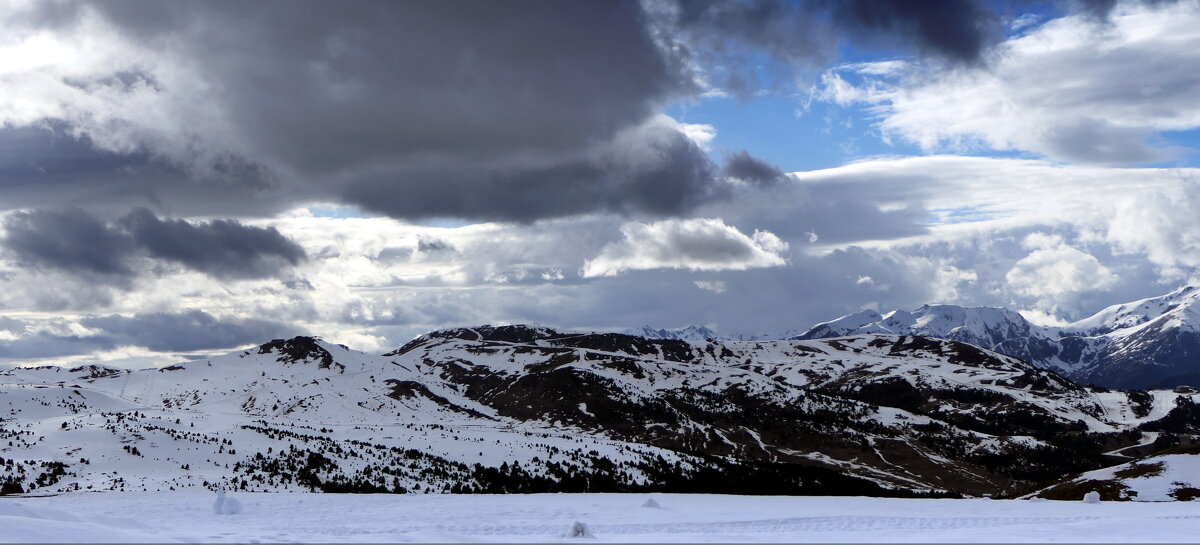 Андорра-ла-Велья, - ИСПАНСКИЙ, Походы, и треккинг в Пиренеях - "The Natural World" Александер
