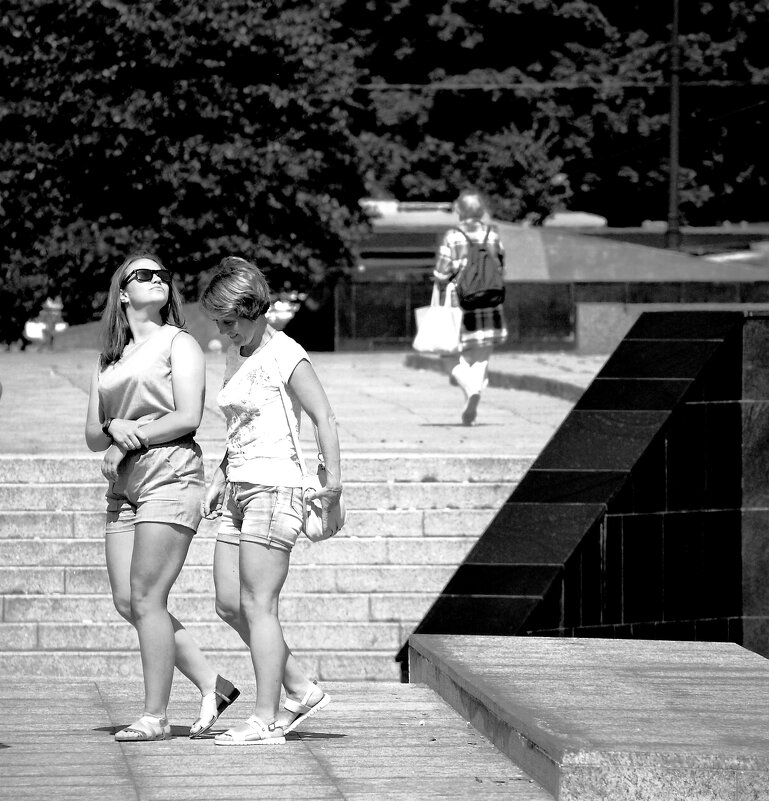 ТУРИСТКИ - Виктор Никитенко