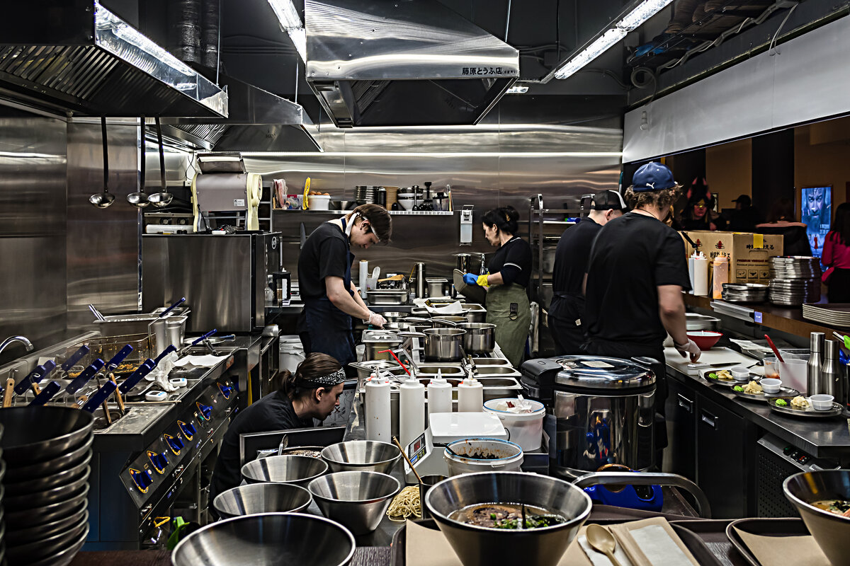 Кухонная жизнь (4) - Игорь Викторов Кухонная жизнь (4) - Игорь Викторов