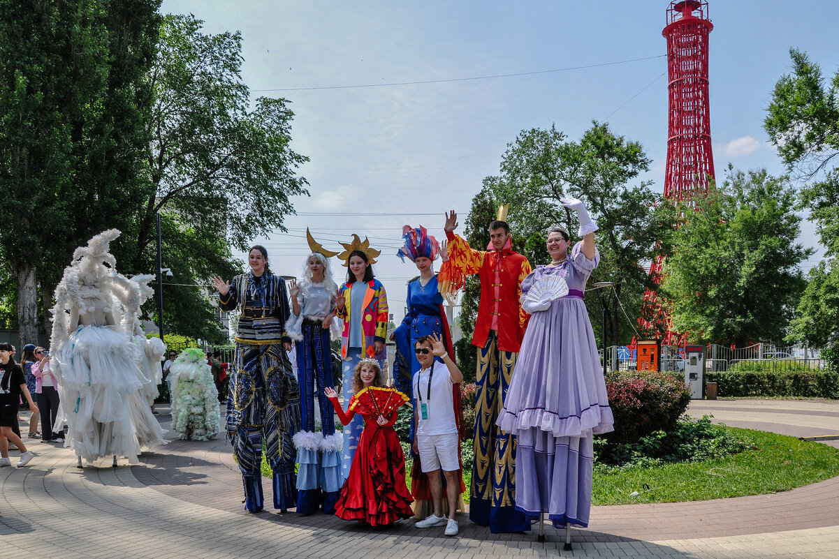 Парк "Алые паруса" уличные театры - Татьяна Машошина Парк "Алые паруса" уличные театры - Татьяна Машошина