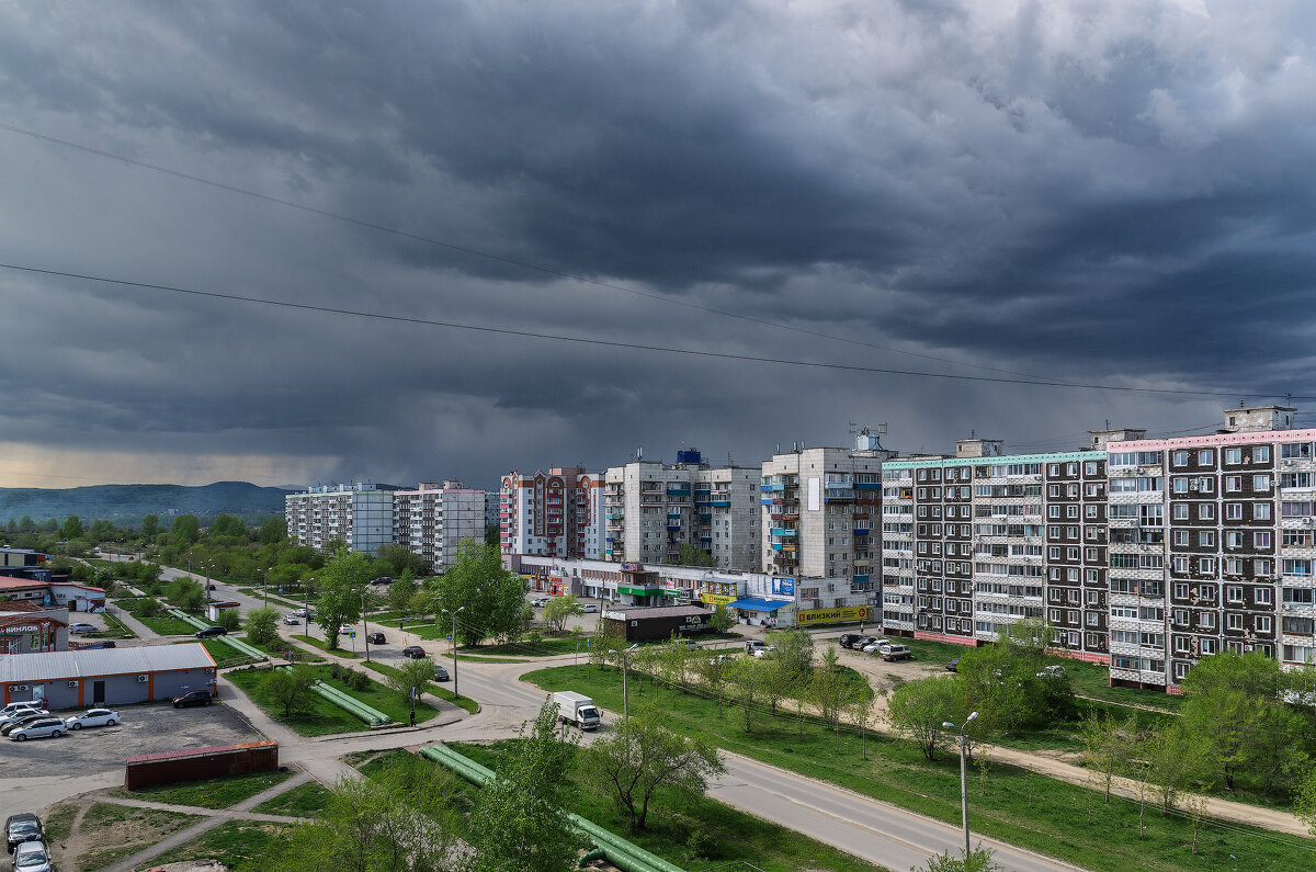Холодный май. - Виктор Иванович Чернюк