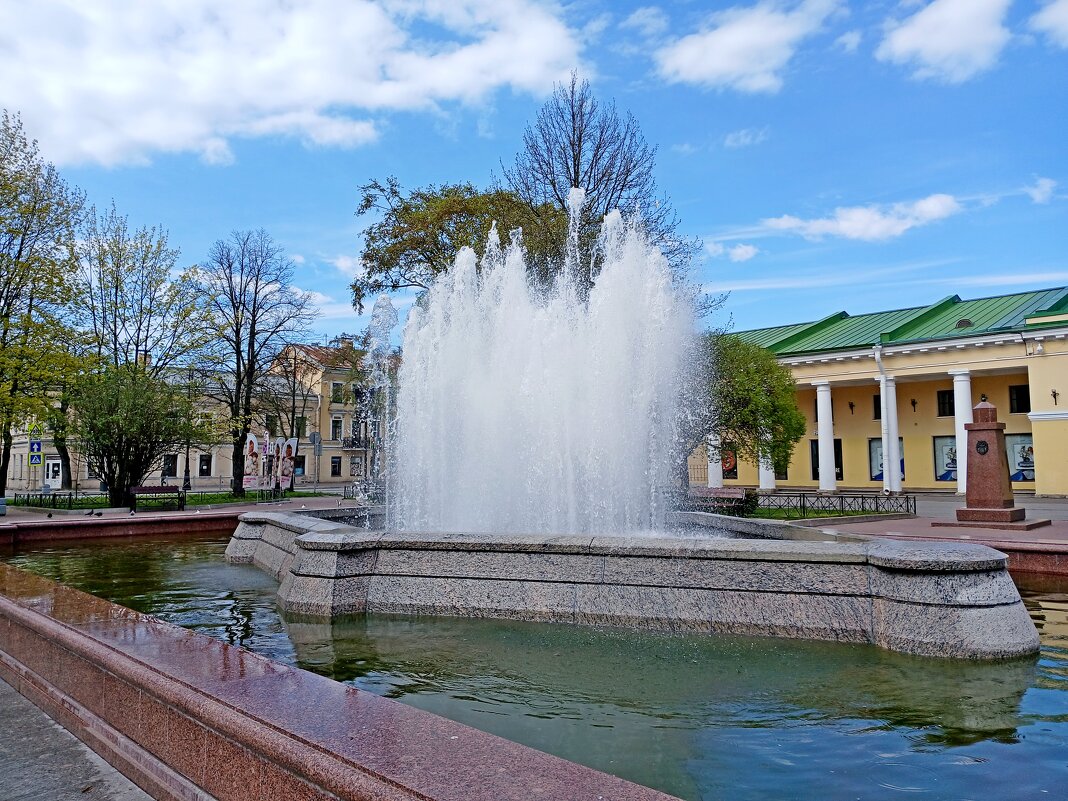 Фонтан. - Лия ☼