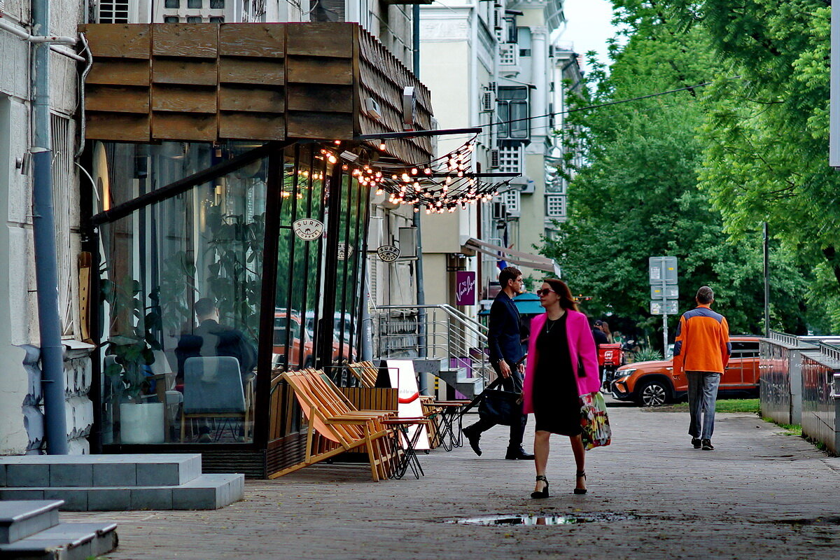 Прогулка по ул.Красной Краснодар... - Николай Саржанов