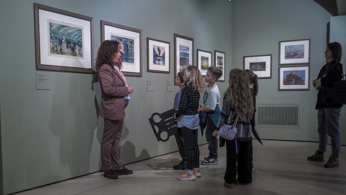 Зарисовкаиз Музея - юрий поляков Зарисовкаиз Музея - юрий поляков
