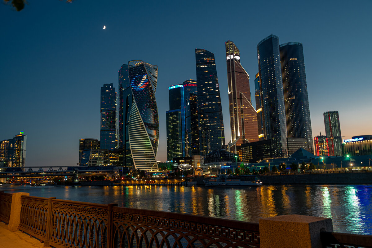 Москва-Сити - Павел Шинкарёв Москва-Сити - Павел Шинкарёв