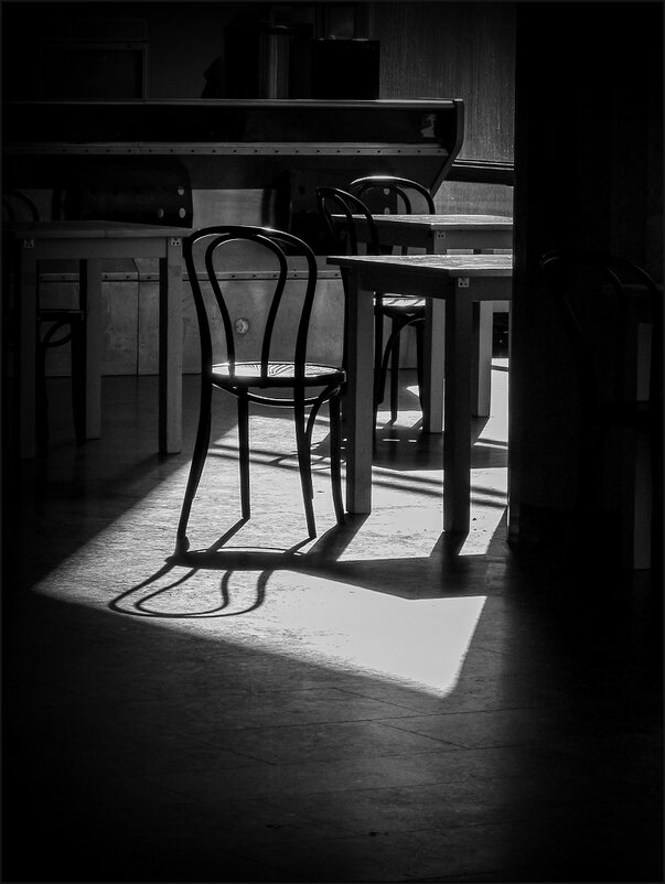 Стул на солнечном квадрате - Наталья Rosenwasser