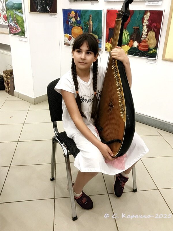 Юля юна бандуристка - Степан Карачко