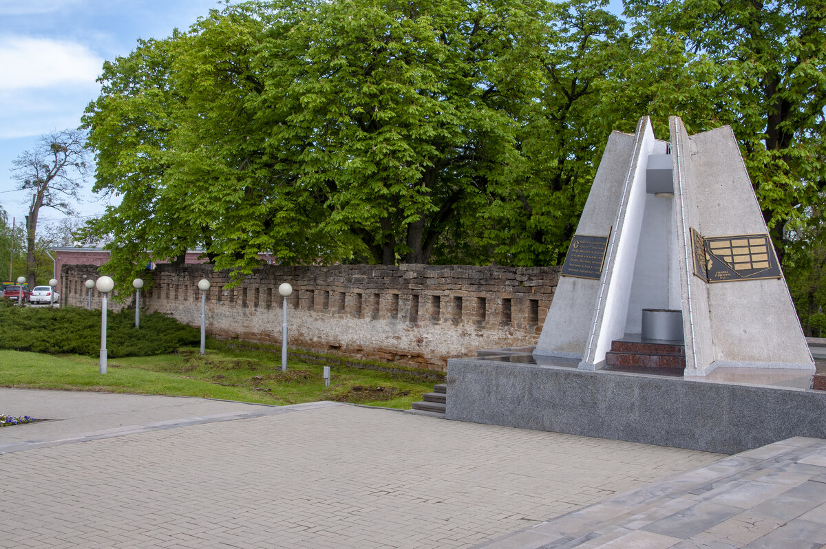 Стена Ставропольской крепости - Gen Стена Ставропольской крепости - Gen