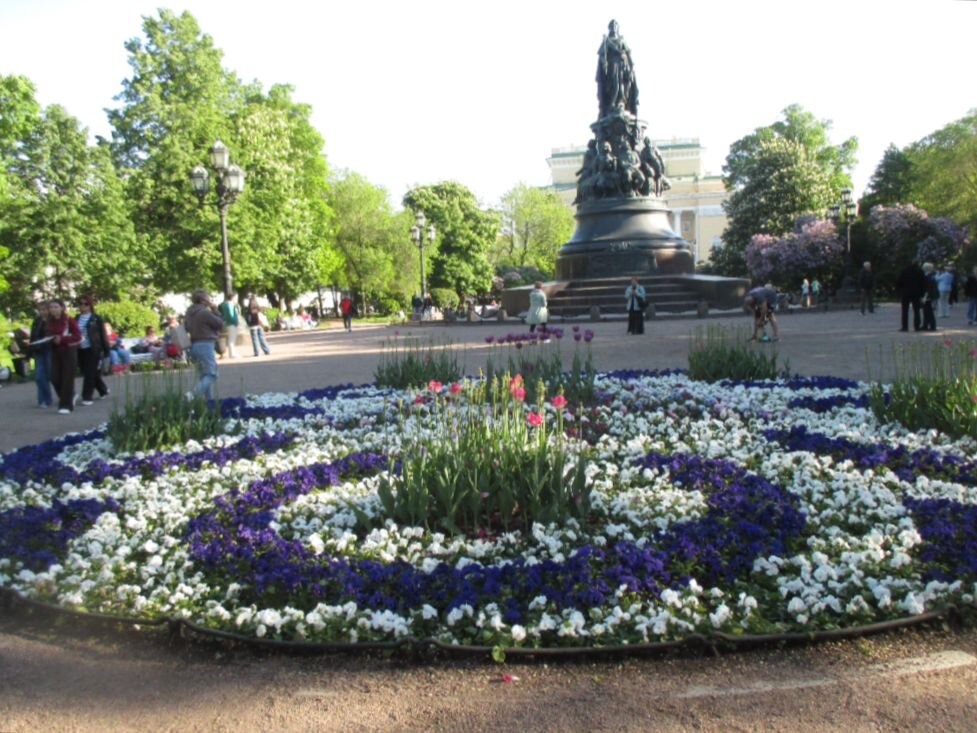 Площадь Островского - Маера Урусова