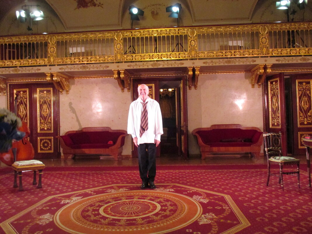 Николай Мартон. Фойе Александрийского театра - Маера Урусова