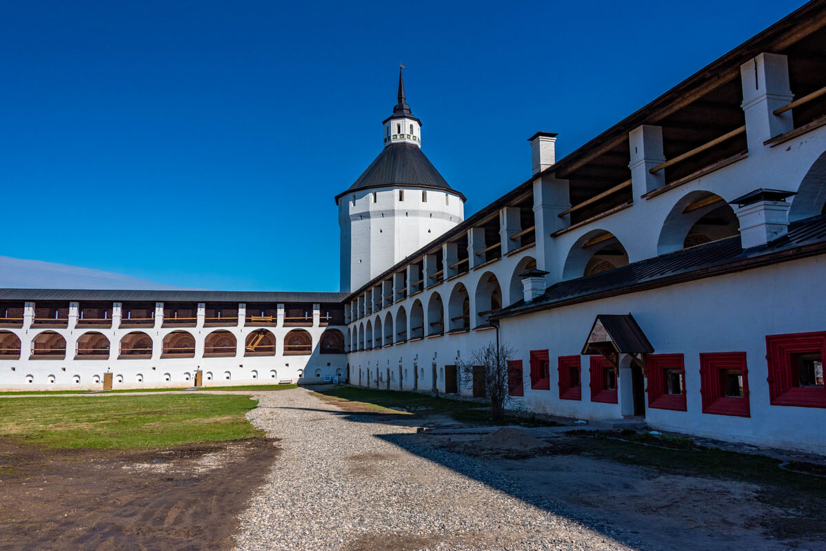 *** - Дмитрий Лупандин