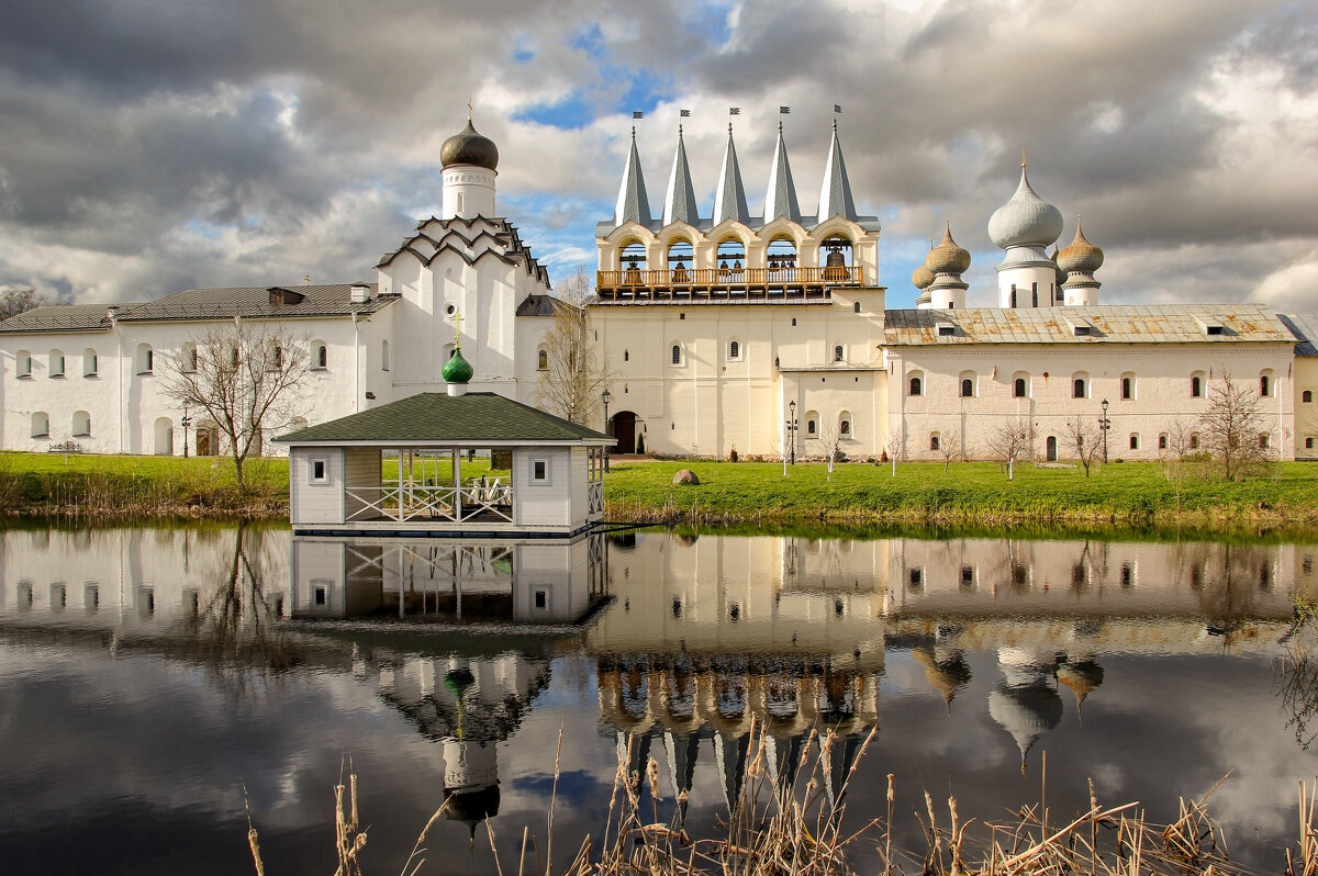 Тихвинский монастырь - skijumper Иванов Тихвинский монастырь - skijumper Иванов