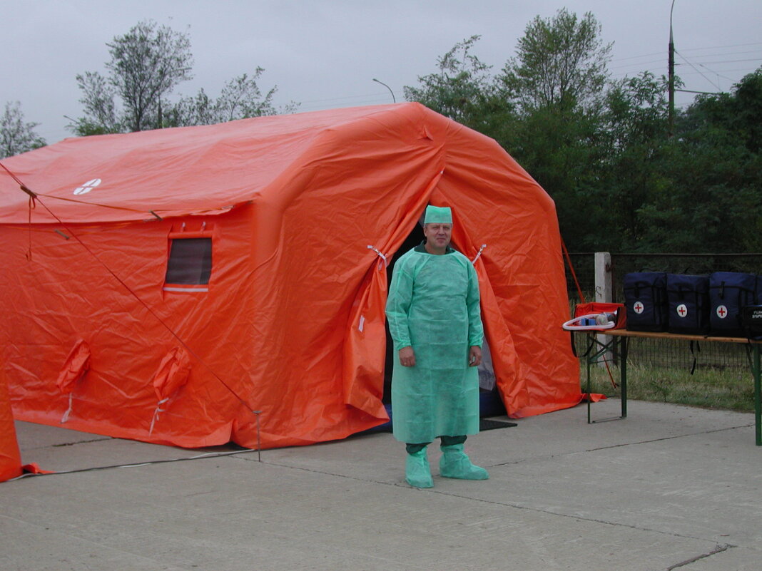 Полевой госпиталь - Андрей Л. В. Полевой госпиталь - Андрей Л. В.
