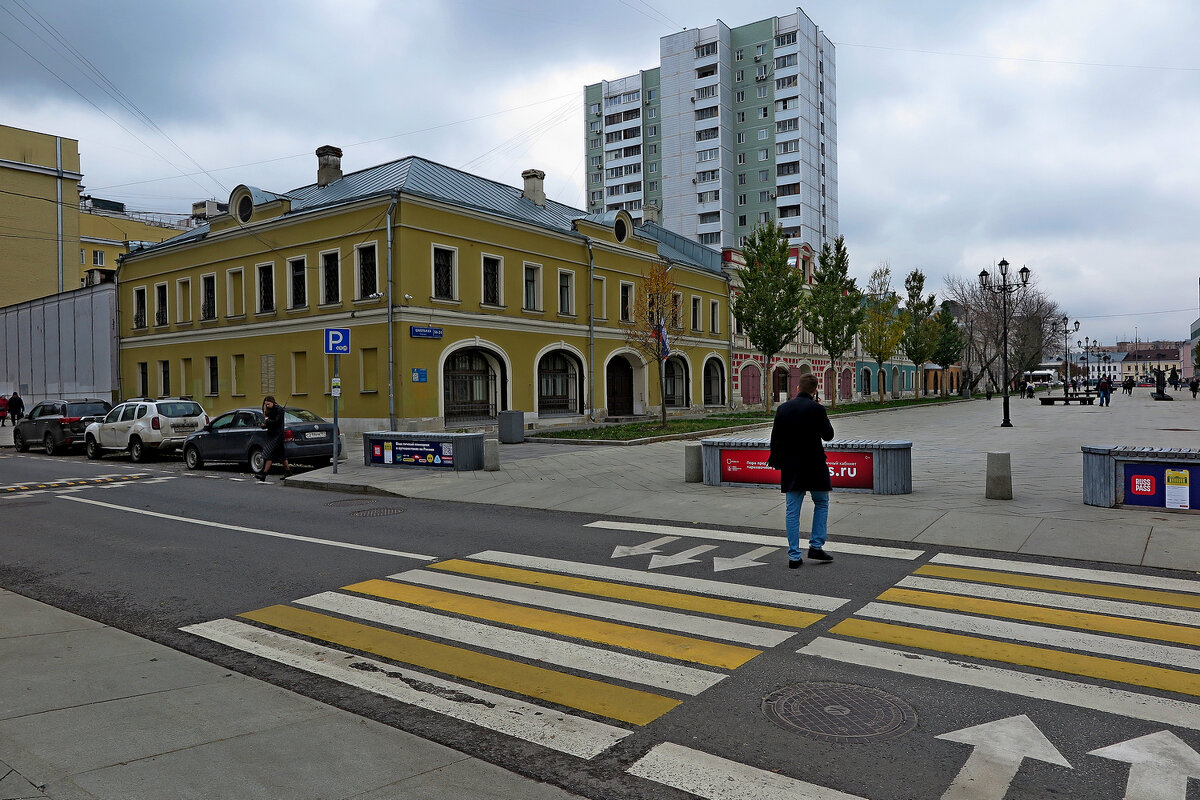 Школьная улица - Игорь Белоногов