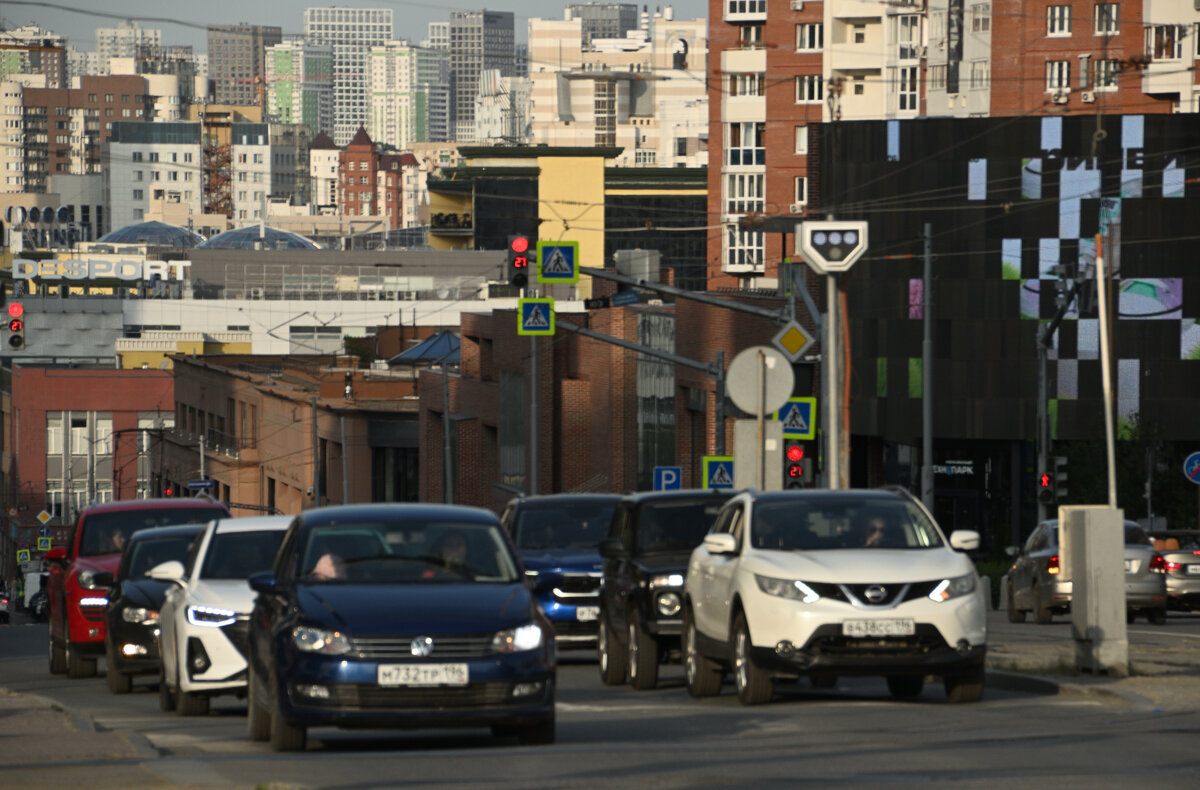 Городские зарисовки - Сергей Сергеев Городские зарисовки - Сергей Сергеев