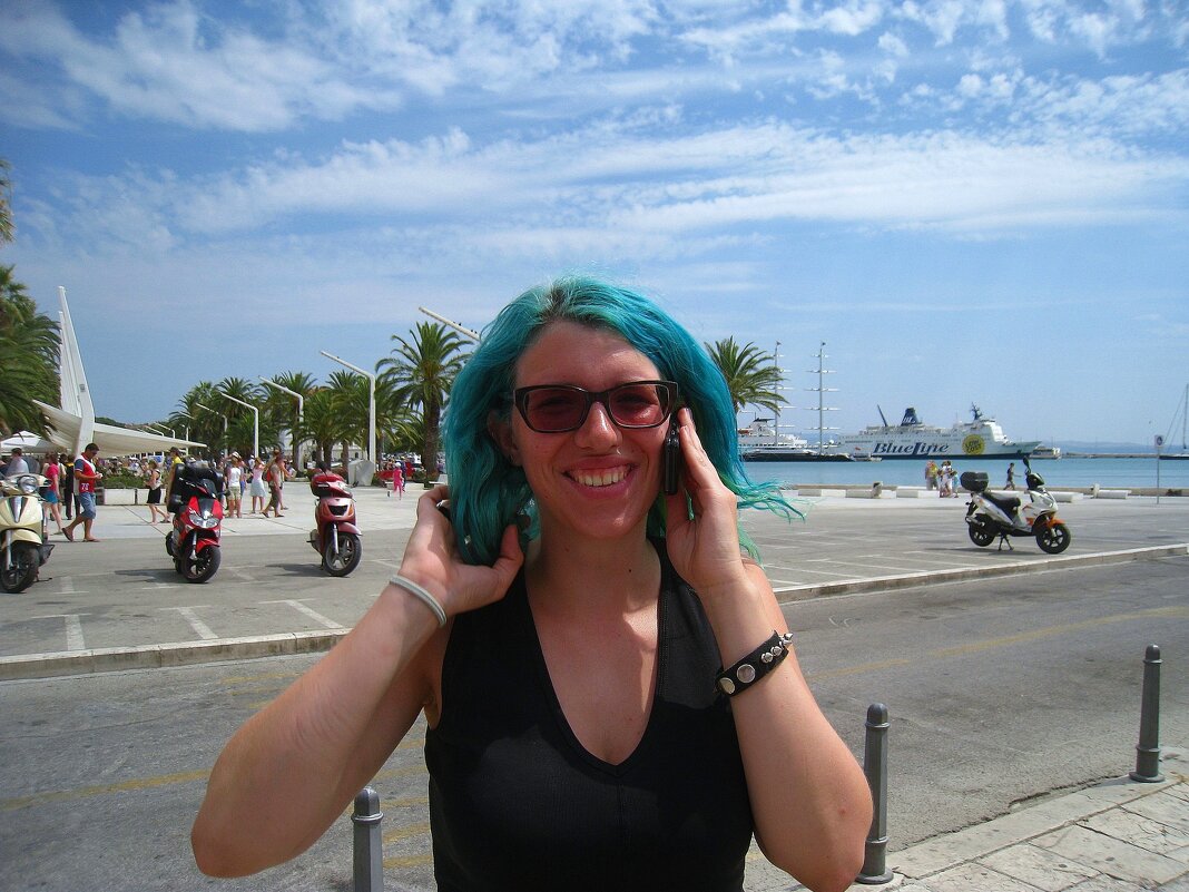 - Алё, да, это я Мальвина, девочка с голубыми волосами! - unix (Илья Утропов) - Алё, да, это я Мальвина, девочка с голубыми волосами! - unix (Илья Утропов)