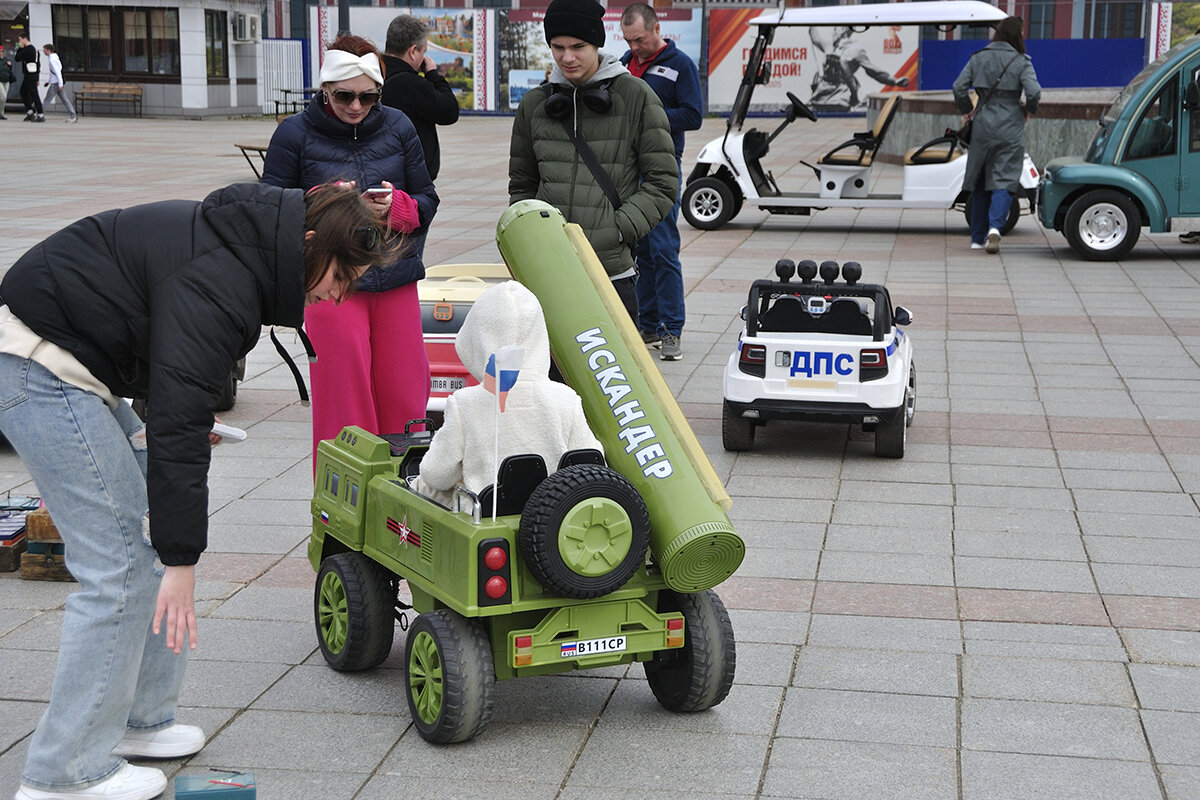 Новые игрушки - Марина Виноградова