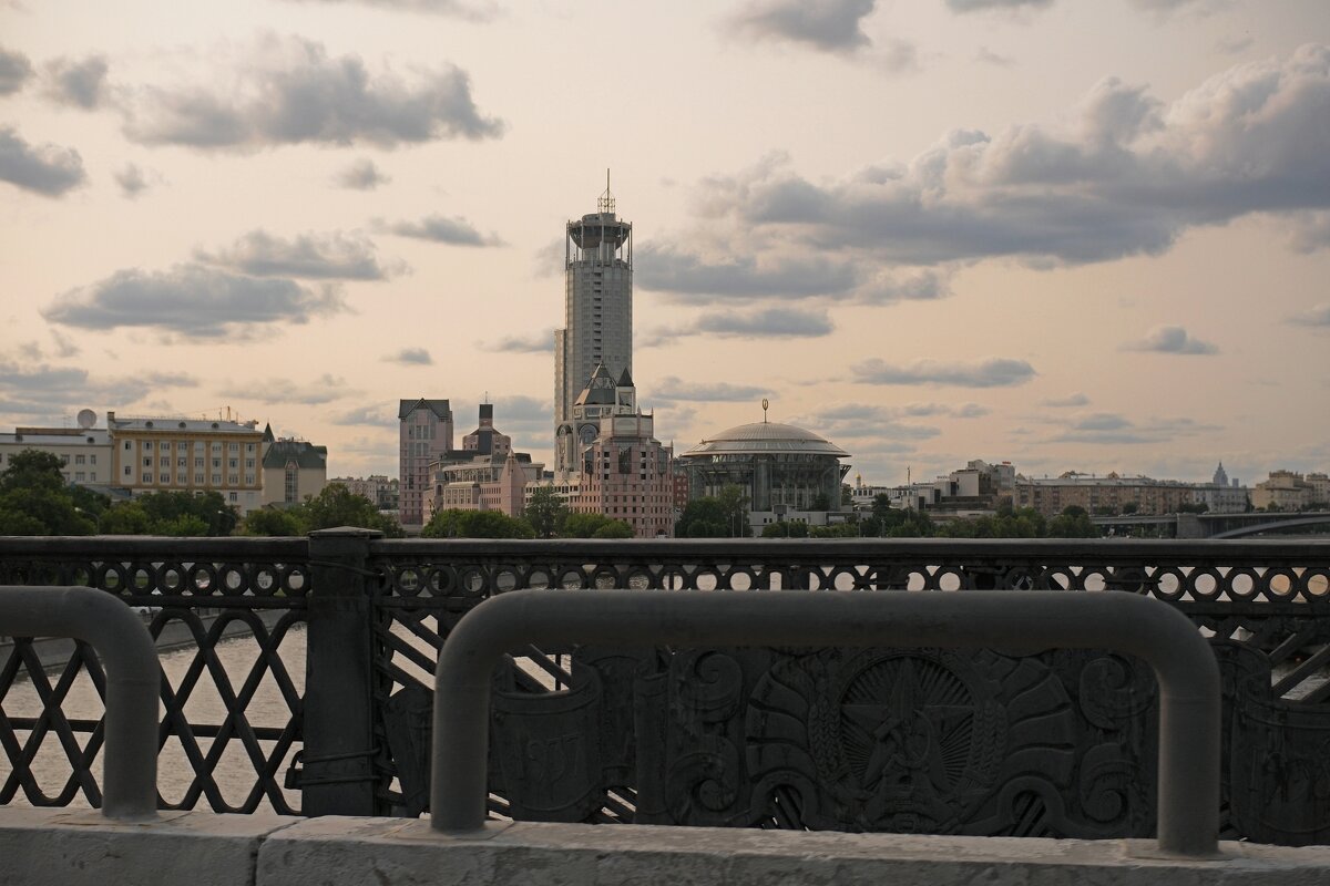 Вид с Новоспасского моста - Лютый Дровосек