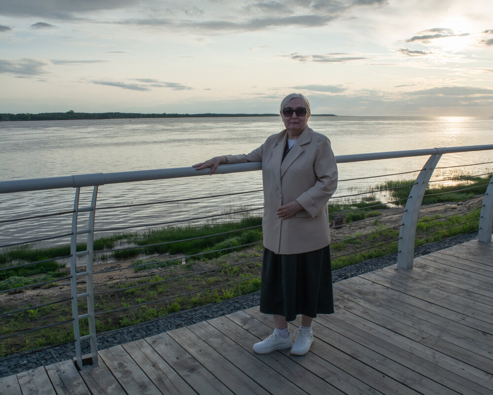 Я стою на берегу реки Онеги. - Марина Никулина Я стою на берегу реки Онеги. - Марина Никулина