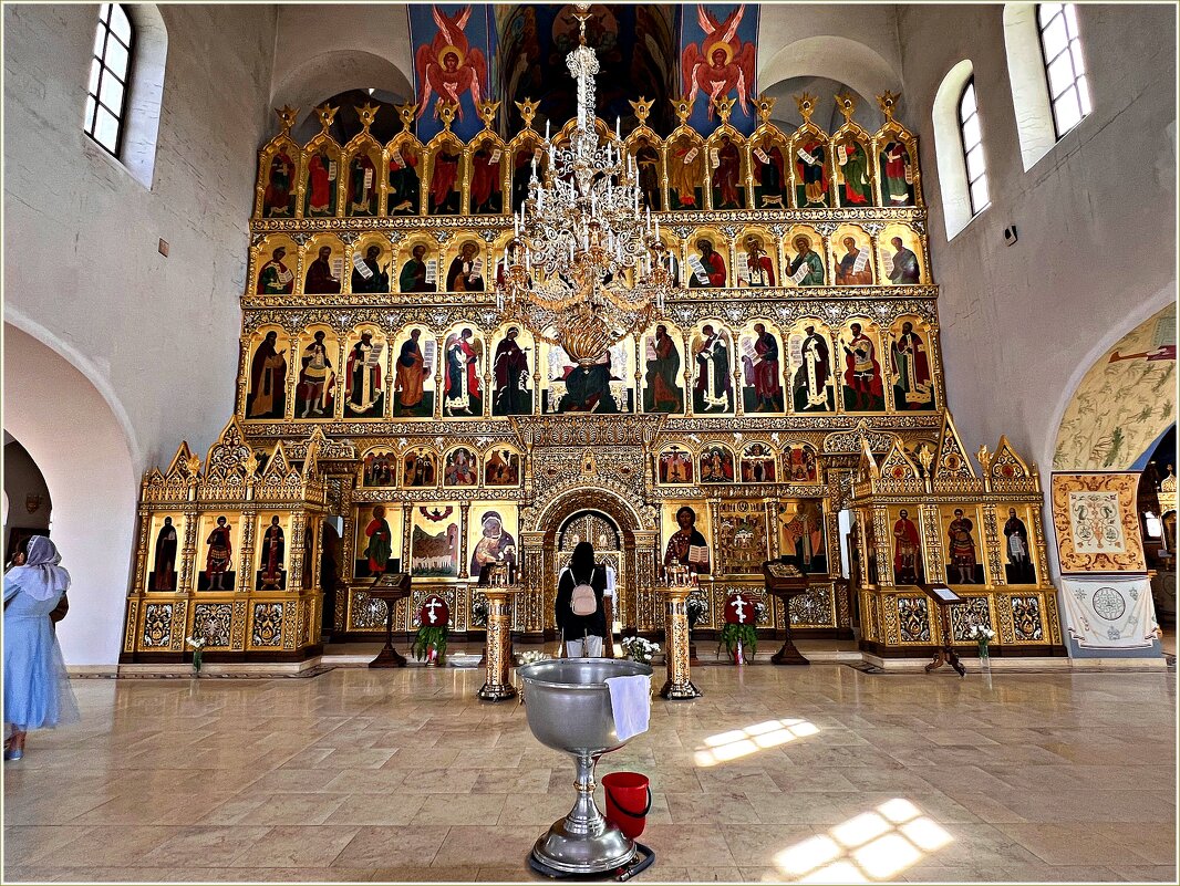 Иконостас храма Всех Святых памяти павших в годы Первой мировой войны. - Валерия Комова Иконостас храма Всех Святых памяти павших в годы Первой мировой войны. - Валерия Комова