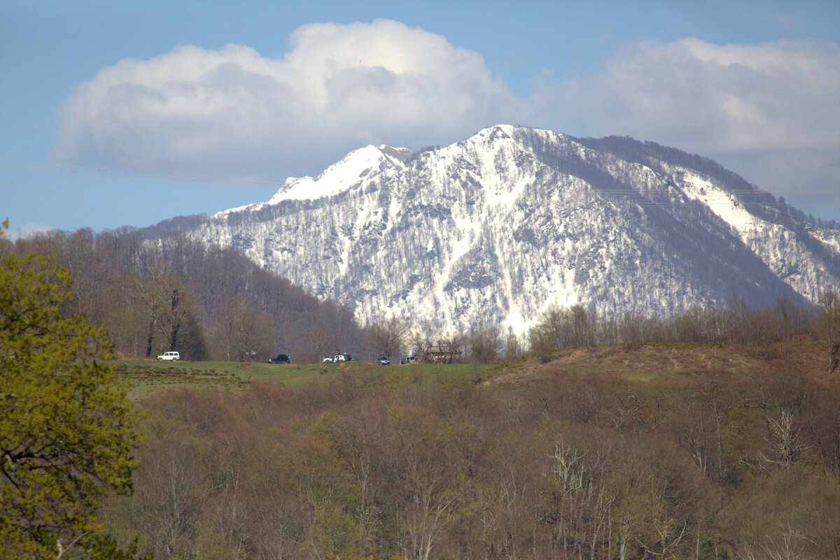 Aвтотуристы в горах - Валерий 